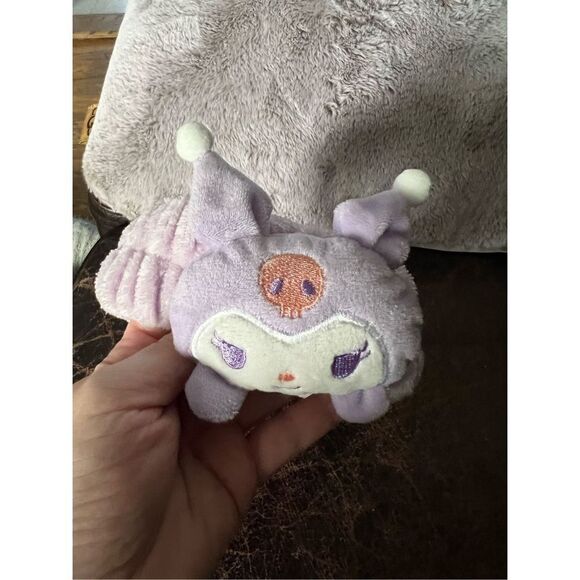 Kuromi Plush 3D Spa Headband - Picture 5 of 6